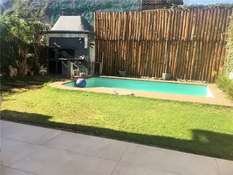 Casa en Alquiler Temporal de 4 dormitorios