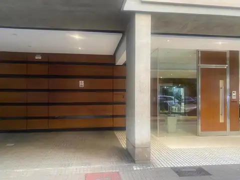 Venta Cochera fija cubierta en Recoleta