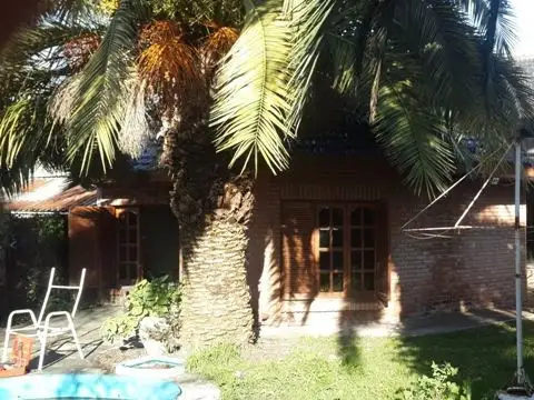 Casa en Venta con 1 cochera