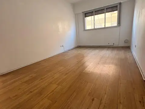 Camargo 900, Piso 14