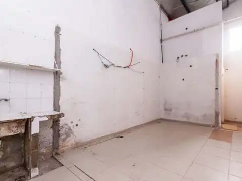 Local en Alquiler en Lanus Este, $ 4.500.000