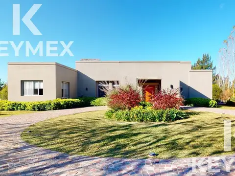 VENTA DE CASA DE 4 DORMITOIOS EN CAMPOS DE ROCA