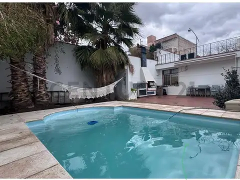 Casa en Venta de 5 dormitorios