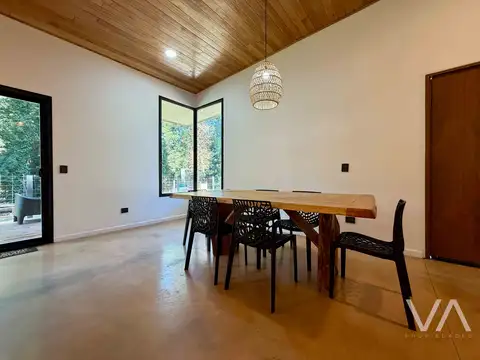 Casa 3 ambientes con 2 baños