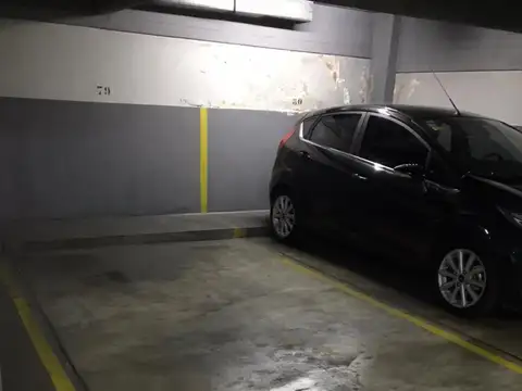 Cochera en venta en Belgrano