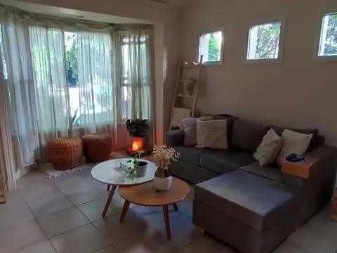 Casa en Venta en Francisco Alvarez, USD 225.000