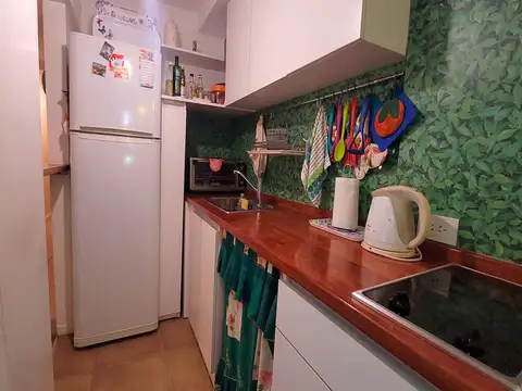 Lafinur 3000, Piso 0