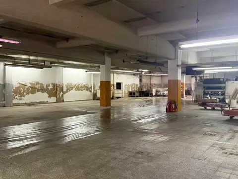 Galpon en Alquiler en Villa Lynch, USD 10.000