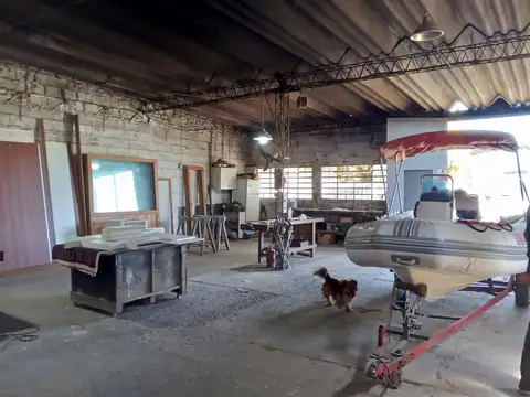 Galpon en Venta en Los Hornos, USD 110.000