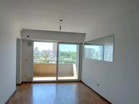 Departamento 2 dormitorios con cochera en  Echesortu