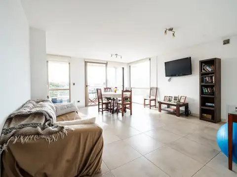 VENTA Departamento con cochera French al 4100 - Bonjo II