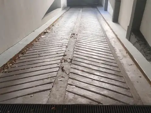 Cochera en Venta Fija