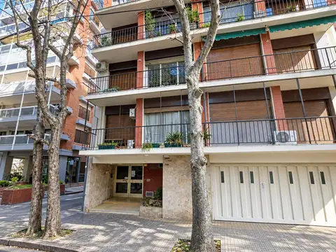 Martínez Centro, alquiler 2amb con patio, apto profesional,3 cuadras estación y 2 de Avenida