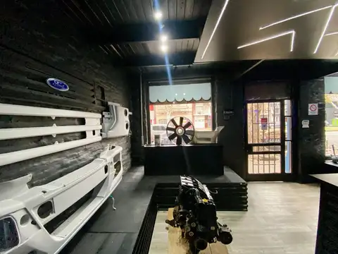 Local en Venta 85 años