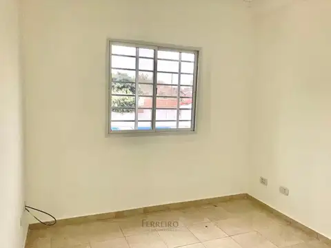 VENTA DE TRES AMBIENTES CON COCHERA EN COMPLEJO LA BONITA