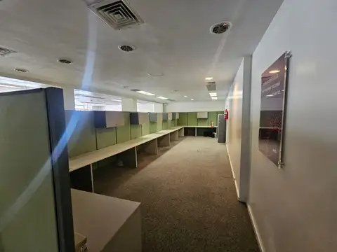 Tte. Gral. Juan Domingo Peron 500, Piso 4