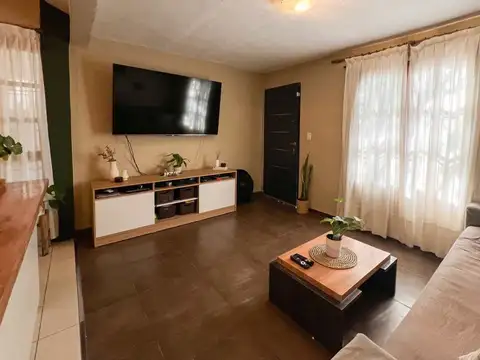 VENTA CASA 2 DORM SOLARES DE ARGÜELLO