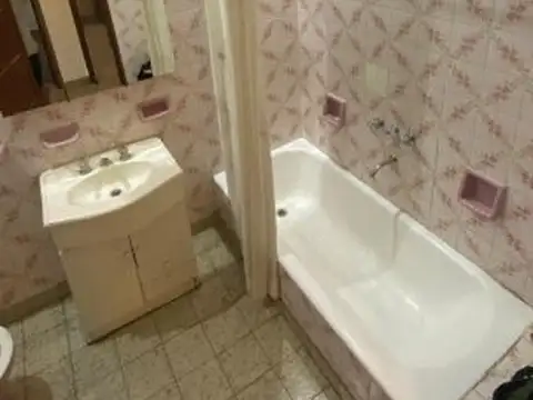 Casa en Alquiler con 1 cochera