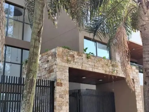 Del Mangrullo 1200 , Piso 2