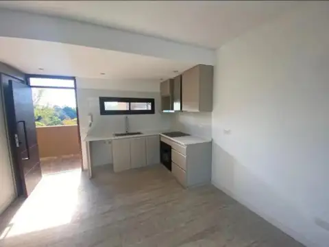 Departamento en Alquiler con 1 cocheras