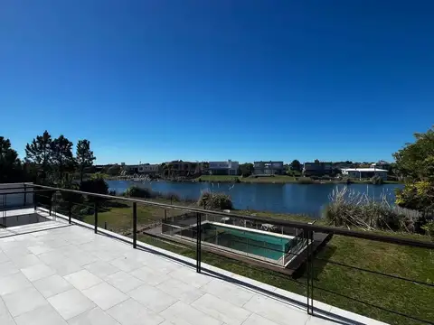 Costa Esmeralda - Barrio Ecuestre L. 409