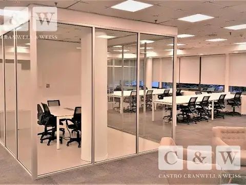 Oficina en Alquiler con 8 cocheras