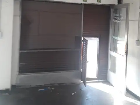 Local en Venta 40 años