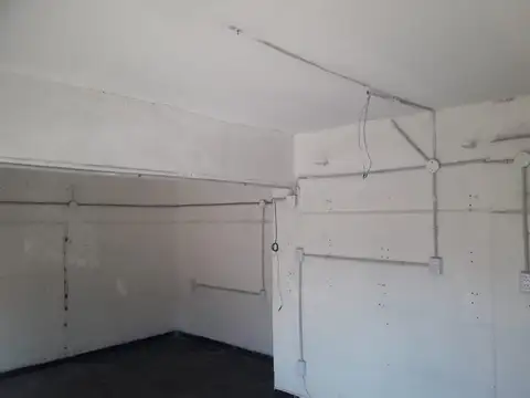 Local en Venta 40 años