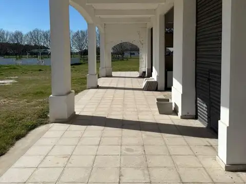 Venta de Casa en Estancia La Macarena. Barrio de chacras.