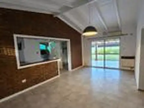 Venta Casa 3 Dormitorios en Tierra de Sueños 2