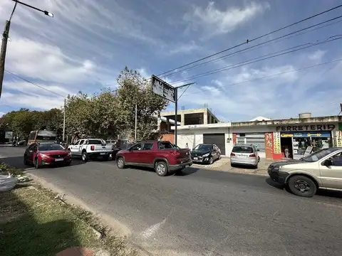 Local en Alquiler en Quilmes Oeste, $ 450.000