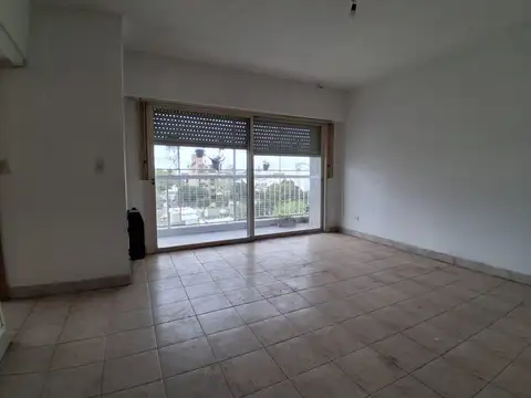 Departamento en Alquiler en Villa Saenz Peña, $ 850.000