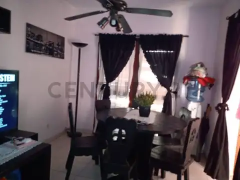 CASA EN VENTA LONGCHAMPS