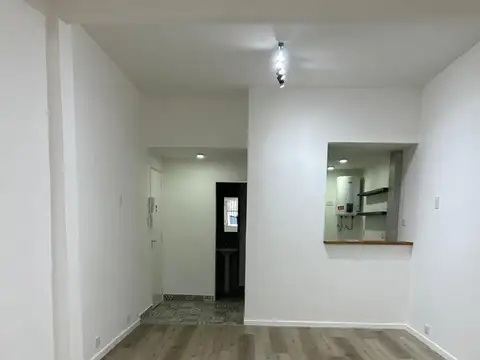 Gran monoambiente en alquiler en las canitas
