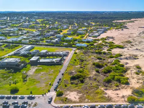 Terreno en Venta en Playa Brava, USD 7.000.000