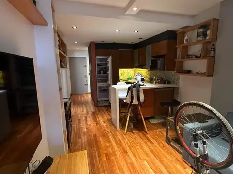 3 De Febrero 2300, Piso 1