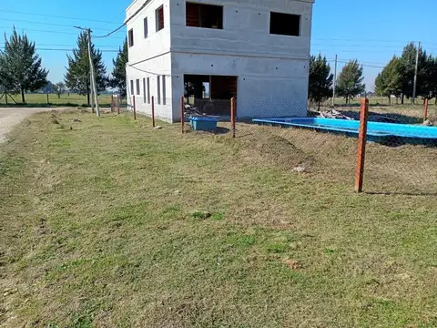 Casa moderna en venta a terminar. OPORTUNIDAD DE INVERSORES