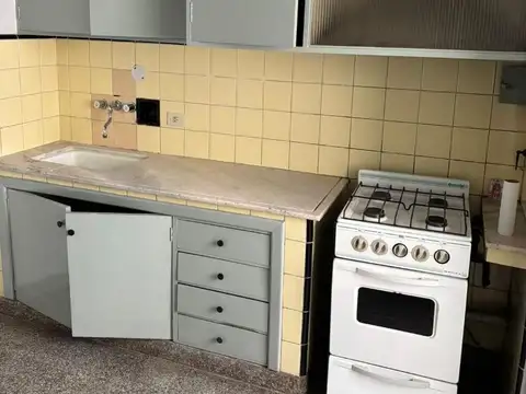 Venta de departamento dos dormitorios, La Plata