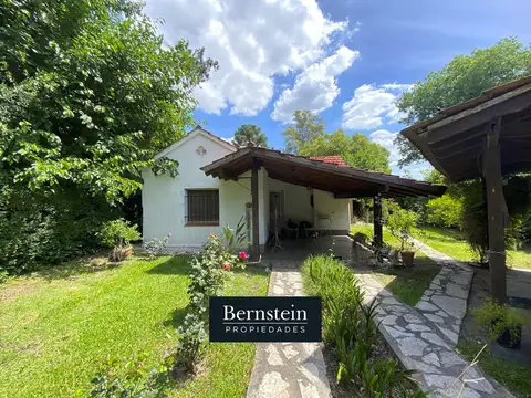 CASA EN VENTA :: 3 AMBIENTES :: UDAONDO