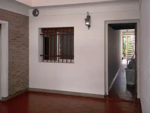 Casa 2 dorm Barrio GRAL PAZ