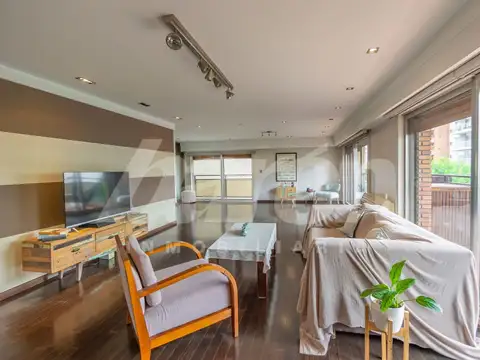 Departamento en Venta con 2 cocheras