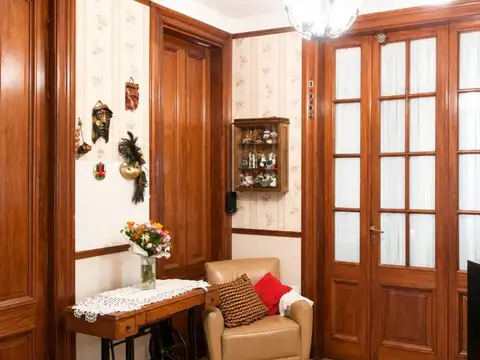 Venta de PH de 4 ambientes con balcón  en Cabballito.