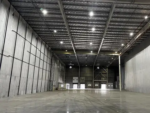 ALQUILER Depósito 3200m2 dentro de predio logístico