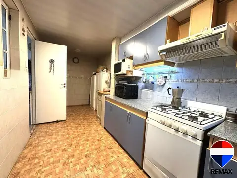 VENTA CASA 4 AMBIENTES COCHERA TERRAZA VELEZ SARFI
