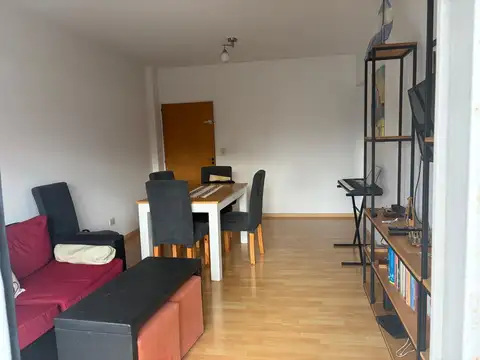 Venta depto 2 ambientes c/cochera Santos Lugares