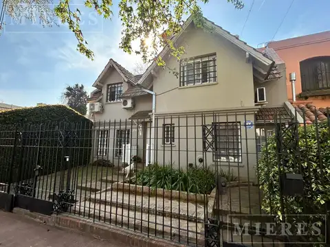 Muy linda casa en alquiler temporario desde Diciembre en Beccar, San Isidro.