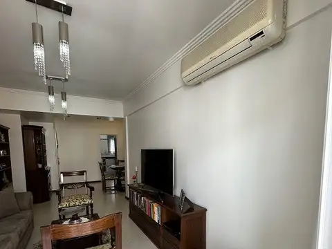 Departamento 4 ambientes con 2 baños