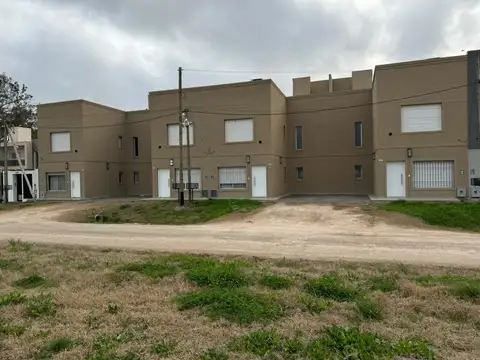 Depto Tipo Casa en Venta de 2 dormitorios