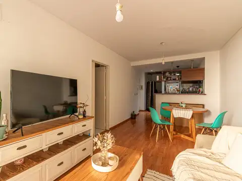 VENTA DOS AMBIENTES EN PALERMO CON BALCON Y PILETA