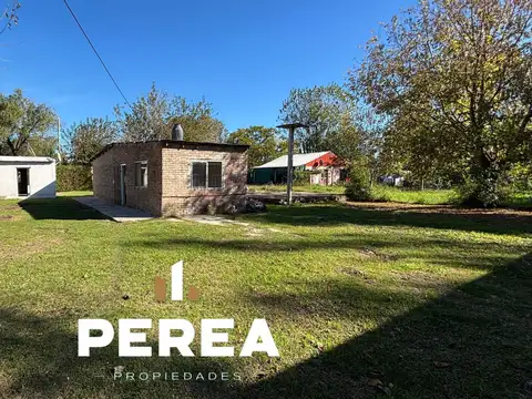 Casa en calle Francisco Canaro y Chazarreta